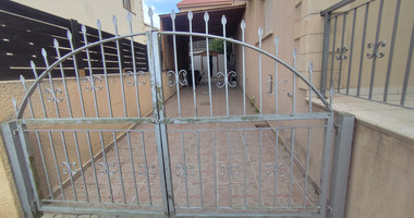 Beautiful Fully Furnished four Bedroom House in Ypsonas