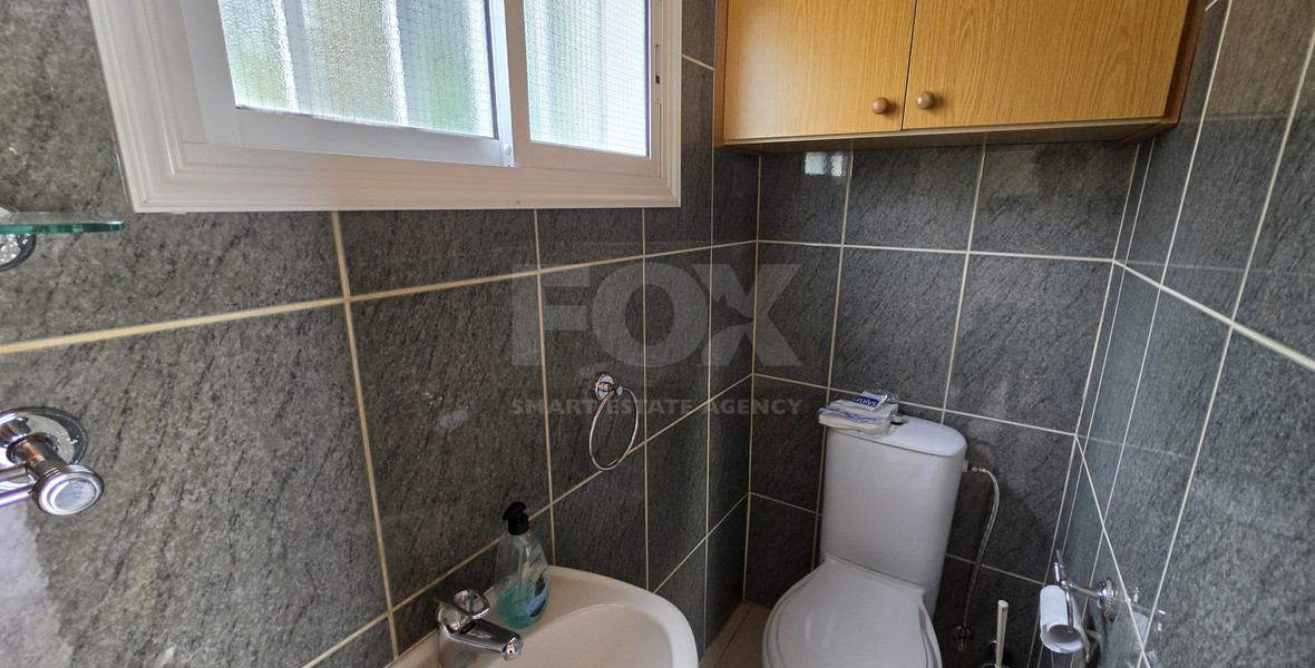 Spacious 3-Bedroom House With An Office & Separate Maids House For Rent  Near The Island School