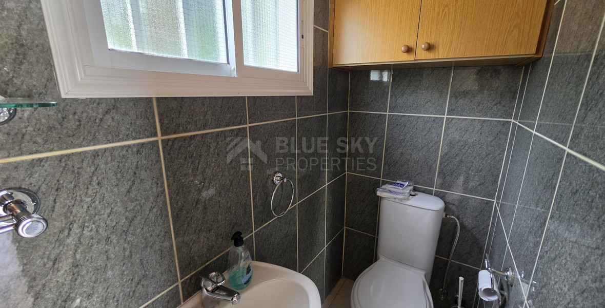 Spacious 3-Bedroom House With An Office & Separate Maids House For Rent  Near The Island School