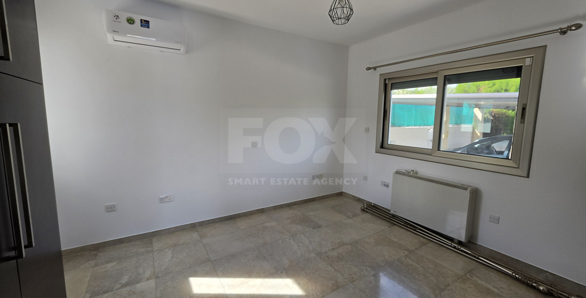 Spacious 3-Bedroom House With An Office & Separate Maids House For Rent  Near The Island School