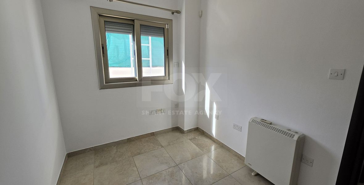 Spacious 3-Bedroom House With An Office & Separate Maids House For Rent  Near The Island School
