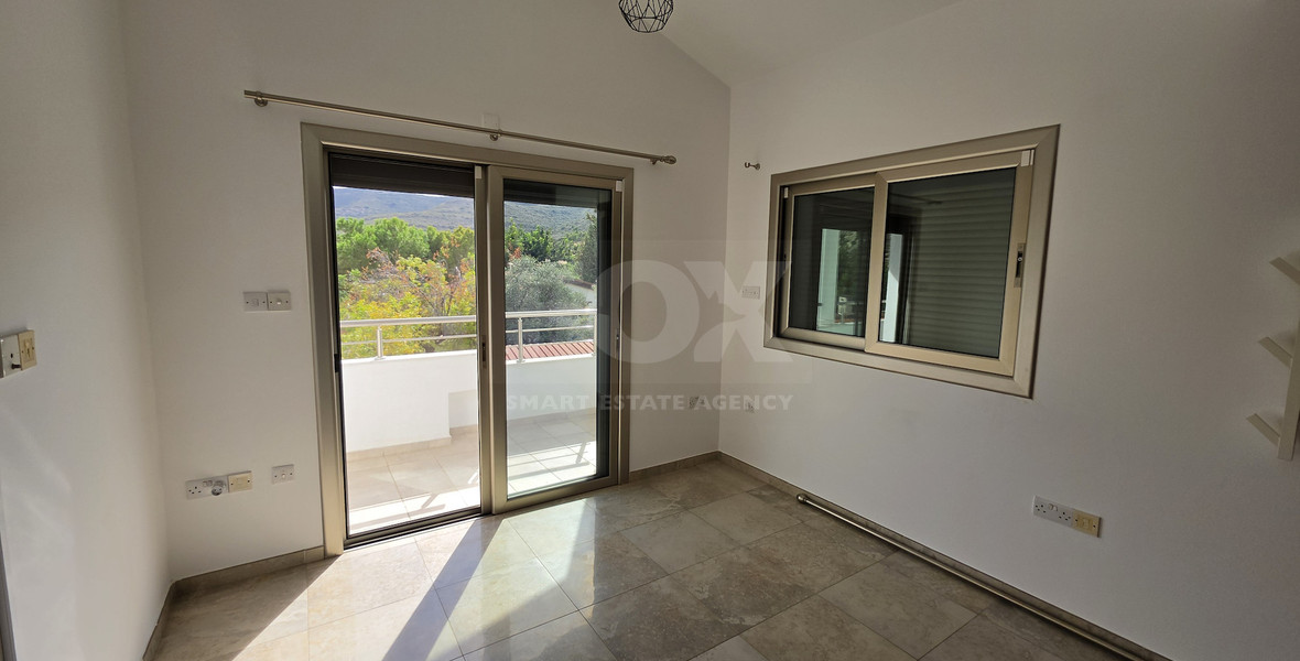 Spacious 3-Bedroom House With An Office & Separate Maids House For Rent  Near The Island School