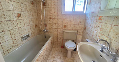 Spacious Two-Bedroom Upper-Floor Residence for Rent in Mesa Geitonia, Limassol