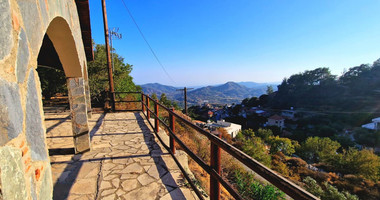 Charming Bungalow in Zoopigi, Limassol District – Mountain & Vineyard Views