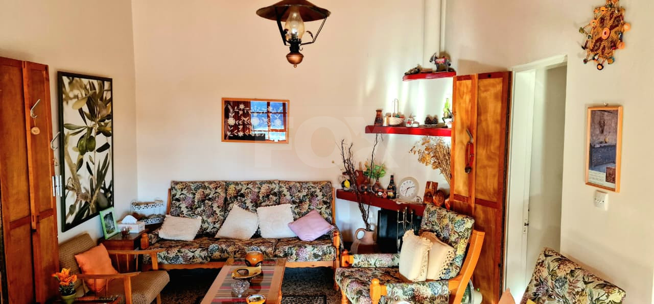 Charming Bungalow in Zoopigi, Limassol District – Mountain & Vineyard Views