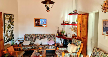 Charming Bungalow in Zoopigi, Limassol District – Mountain & Vineyard Views