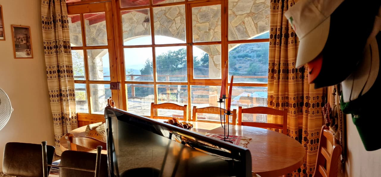 Charming Bungalow in Zoopigi, Limassol District – Mountain & Vineyard Views