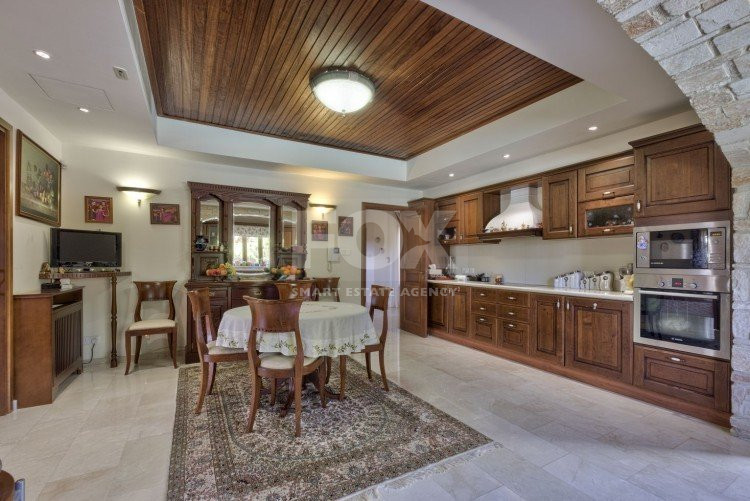 7 Bed House For Sale In Souni Zanakia Limassol Cyprus