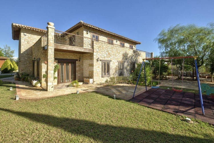 7 Bed House For Sale In Souni Zanakia Limassol Cyprus