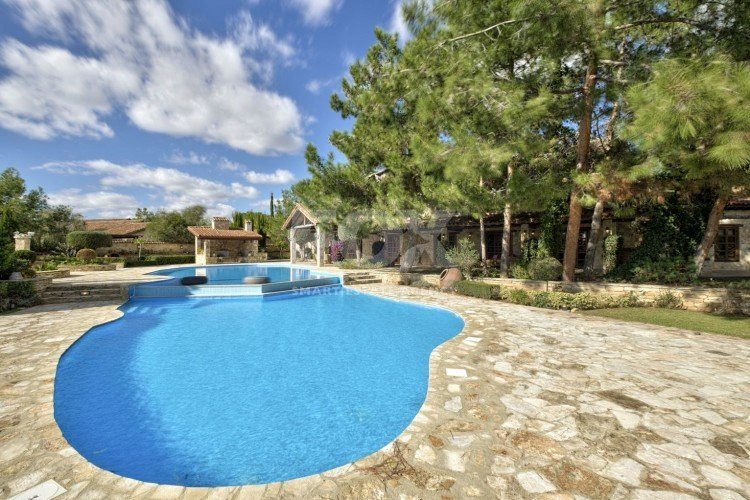 7 Bed House For Sale In Souni Zanakia Limassol Cyprus