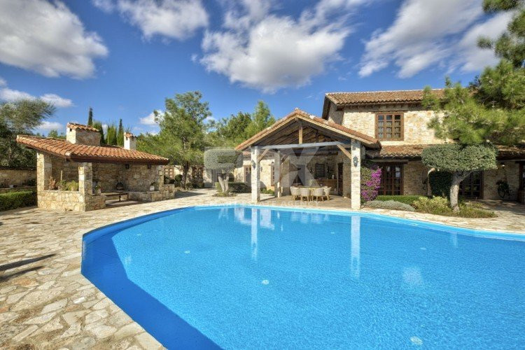 7 Bed House For Sale In Souni Zanakia Limassol Cyprus