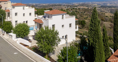 Modern one-Bed ground floor apartment in Drousia with excellent Views