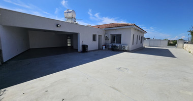 Spacious, optional furnished four bedroom detached bungalow