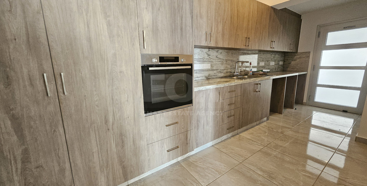 Spacious, optional furnished four bedroom detached bungalow