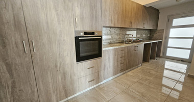 Spacious, optional furnished four bedroom detached bungalow