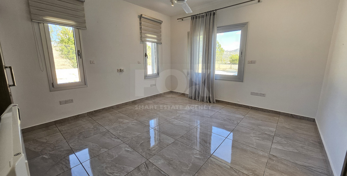 Spacious, optional furnished four bedroom detached bungalow