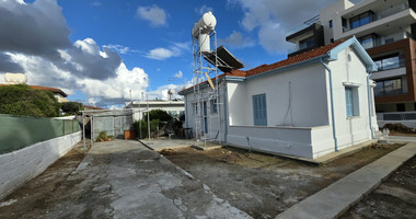 Office space for rent with parking in Agios Ioannis, Limassol