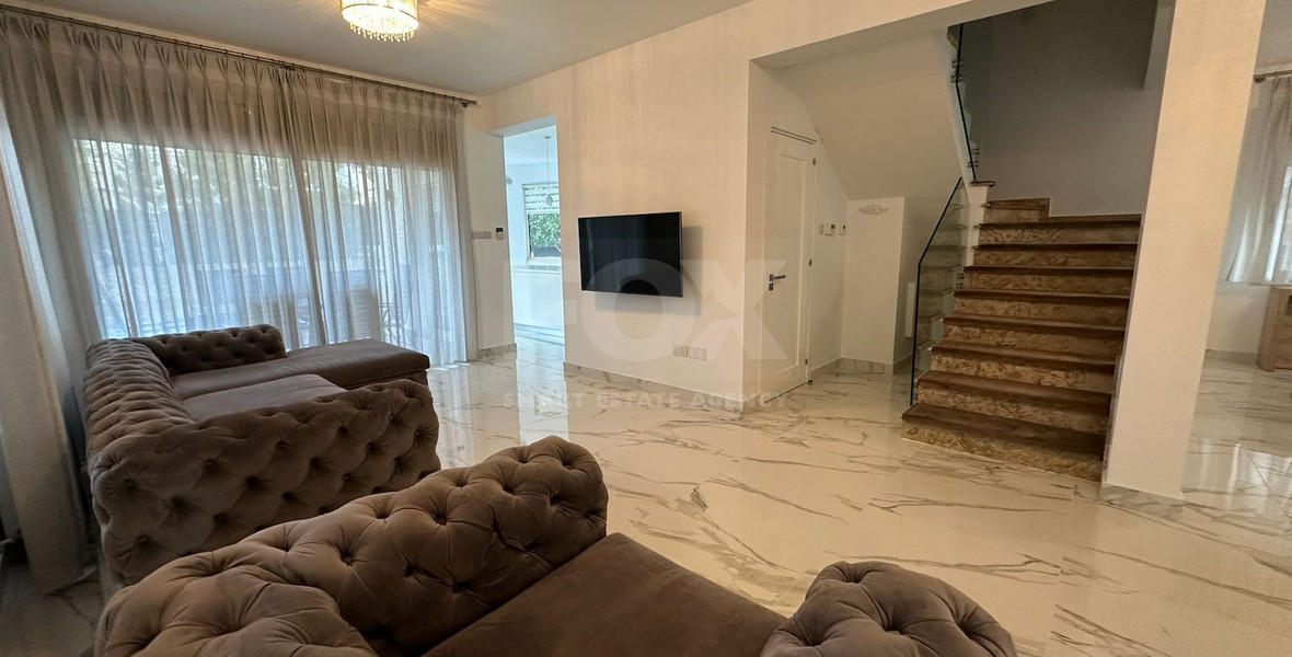 LUXURY FIVE-BEDROOM VILLA FOR RENT | PYRGOS TOURIST AREA