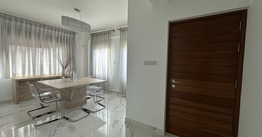 LUXURY FIVE-BEDROOM VILLA FOR RENT | PYRGOS TOURIST AREA