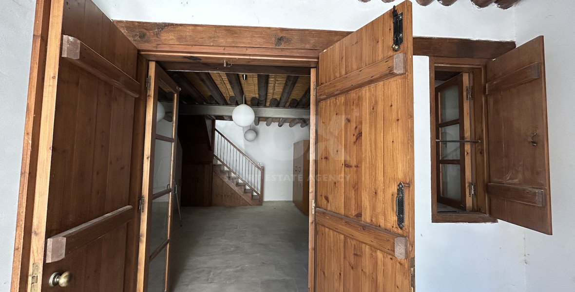 Charming Traditional Village House for Rent in Lofou