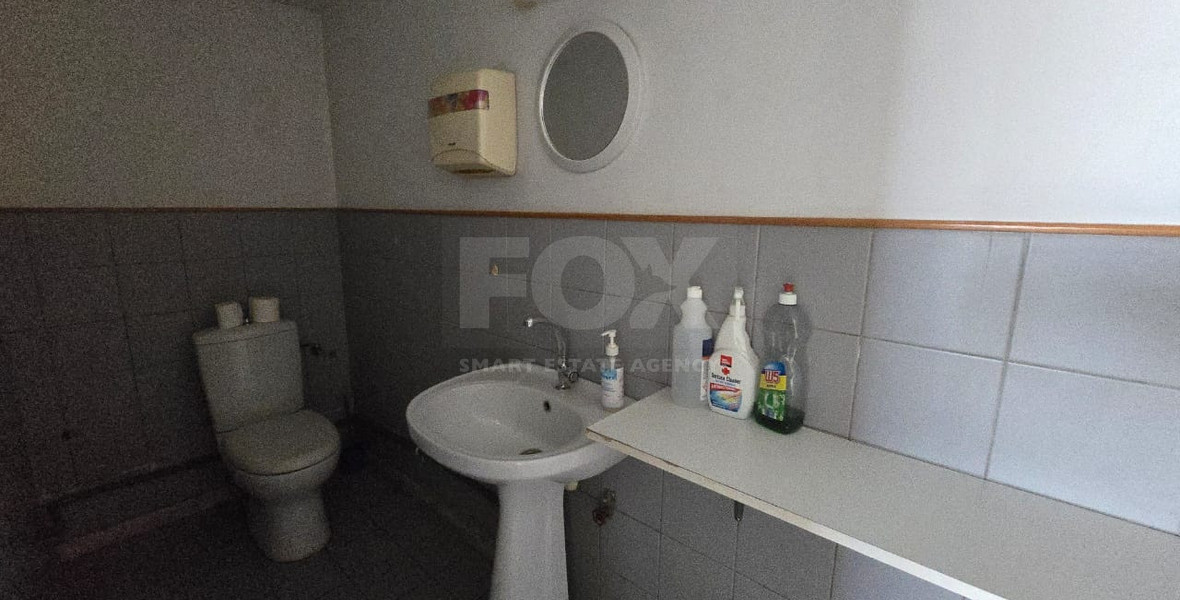 Shop for Rent on Makarios Avenue – Prime City Centre Location