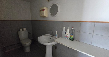 Shop for Rent on Makarios Avenue – Prime City Centre Location