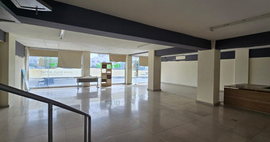 Shop for Rent on Makarios Avenue – 197 sqm Covered Area, 78 sqm Mezzanine
