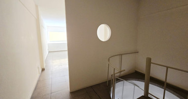 Excellent opportunity to rent a Shop in a prime location on Makarios Avenue, in the heart of the city centre