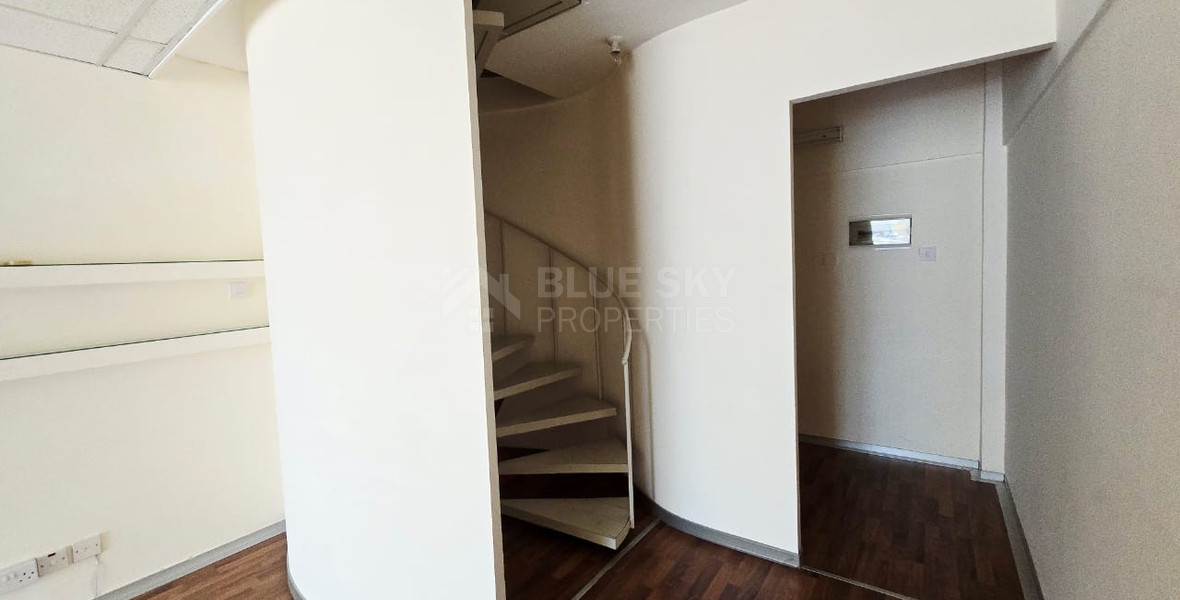 Excellent opportunity to rent a Shop in a prime location on Makarios Avenue, in the heart of the city centre