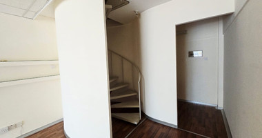 Excellent opportunity to rent a Shop in a prime location on Makarios Avenue, in the heart of the city centre