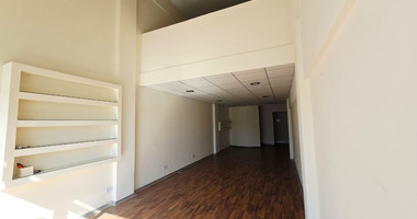 Excellent opportunity to rent a Shop in a prime location on Makarios Avenue, in the heart of the city centre