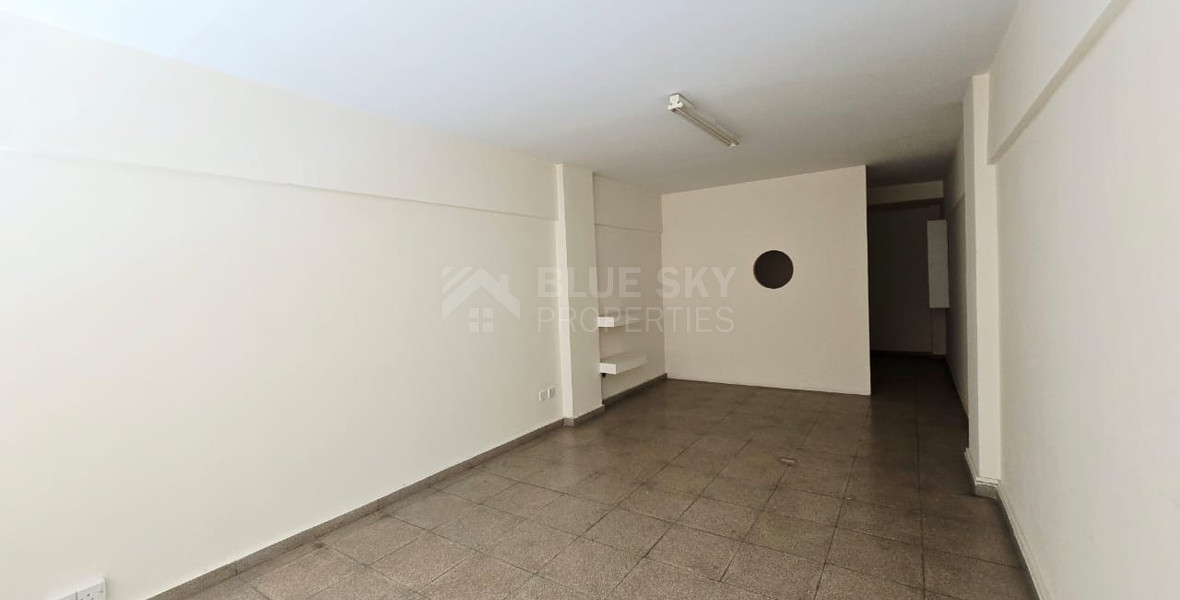 Excellent opportunity to rent a Shop in a prime location on Makarios Avenue, in the heart of the city centre