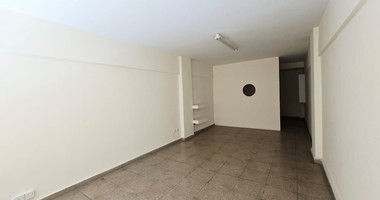 Excellent opportunity to rent a Shop in a prime location on Makarios Avenue, in the heart of the city centre