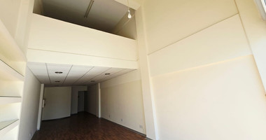 Excellent opportunity to rent a Shop in a prime location on Makarios Avenue, in the heart of the city centre