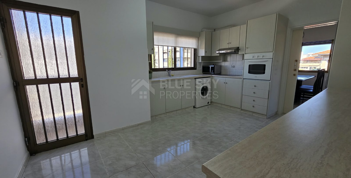 Three bedroom apartment for rent in Petrou N' Pavlou, Limassol