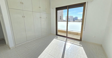 Three bedroom apartment for rent in Petrou N' Pavlou, Limassol