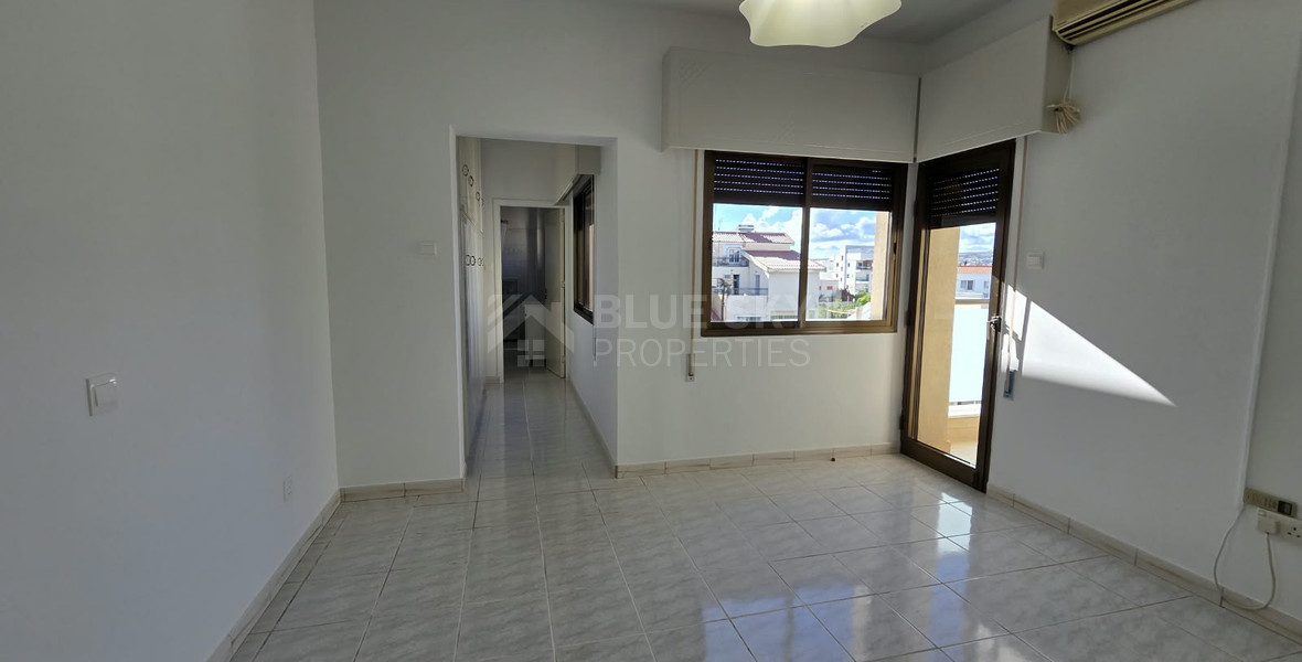 Three bedroom apartment for rent in Petrou N' Pavlou, Limassol