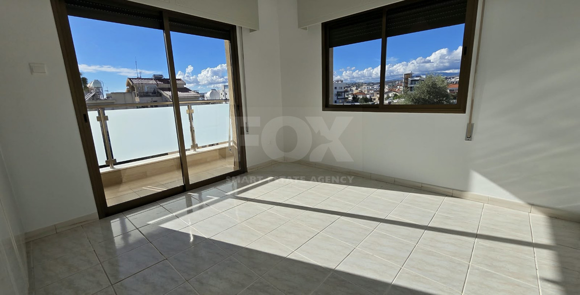 Three bedroom apartment for rent in Petrou N' Pavlou, Limassol