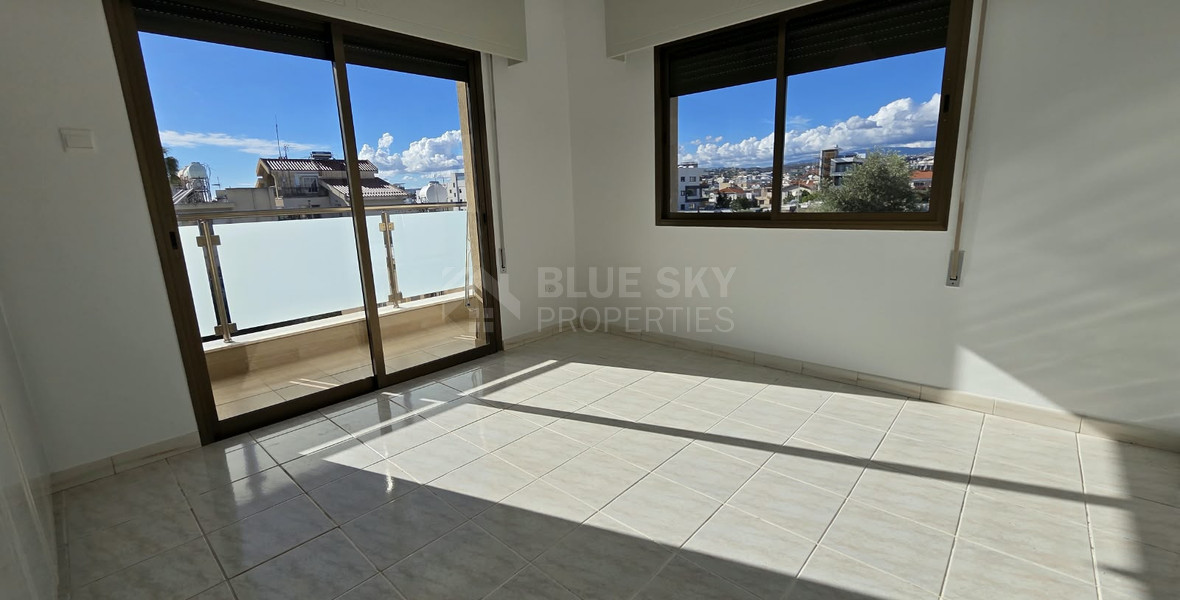 Three bedroom apartment for rent in Petrou N' Pavlou, Limassol