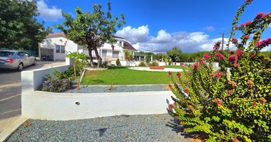 Private Five-Bedroom Villa with Separate Guest House, Swimming Pool and 2,400 m² Plot for Rent in Paramytha, Limassol, Near to the Heritage school