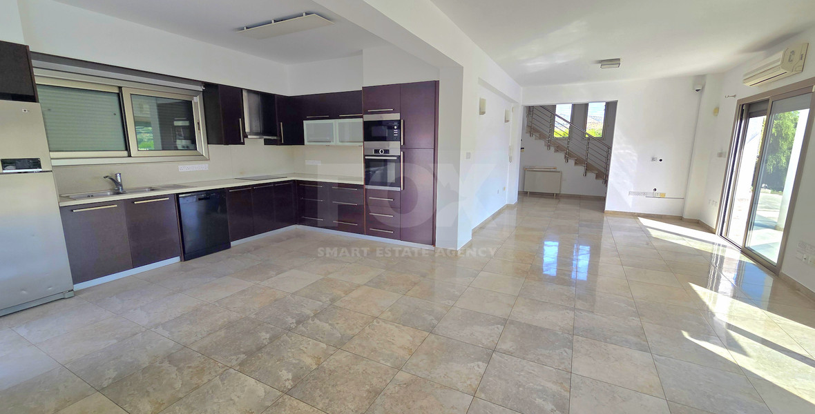 Private Five-Bedroom Villa with Separate Guest House, Swimming Pool and 2,400 m² Plot for Rent in Paramytha, Limassol, Near to the Heritage school