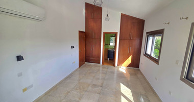 Private Five-Bedroom Villa with Separate Guest House, Swimming Pool and 2,400 m² Plot for Rent in Paramytha, Limassol, Near to the Heritage school