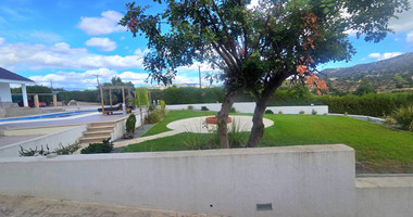 Private Five-Bedroom Villa with Separate Guest House, Swimming Pool and 2,400 m² Plot for Rent in Paramytha, Limassol, Near to the Heritage school