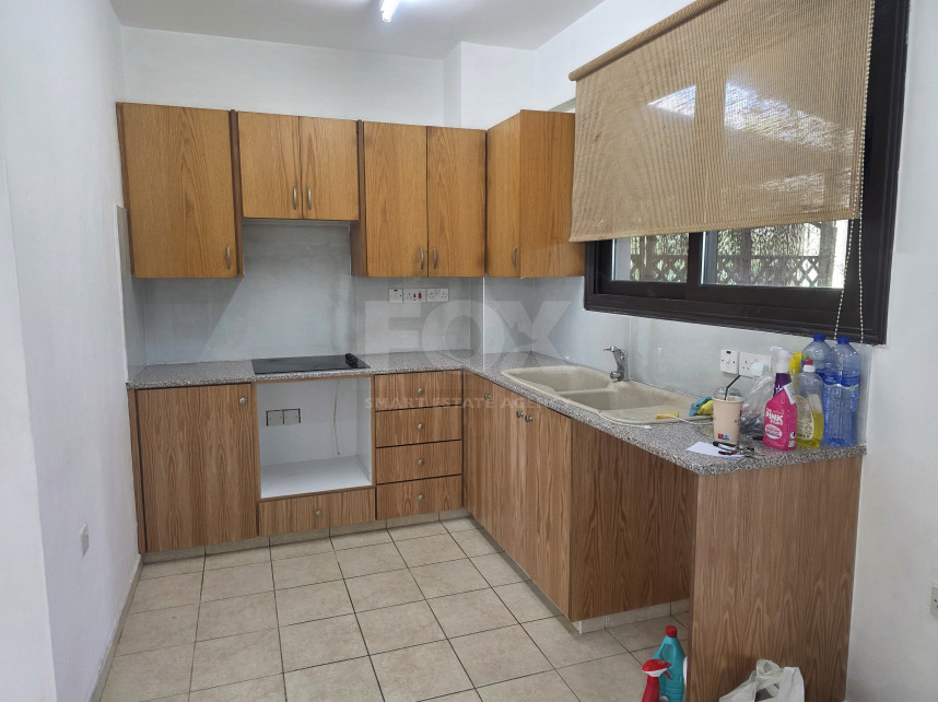 Spacious three-Bed Semi-Detached House in Tremithousa for Sale
