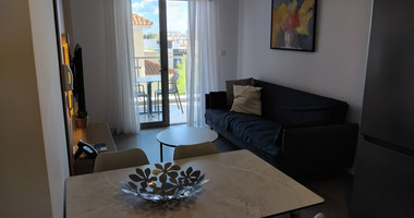 Furnished One-Bed Apartment in Universal with Pool & Gym for sale