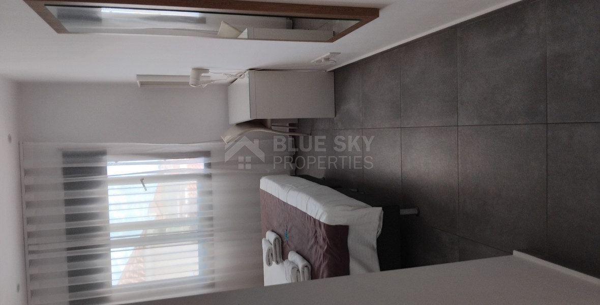 Furnished One-Bed Apartment in Universal with Pool & Gym for sale