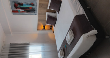 Furnished One-Bed Apartment in Universal with Pool & Gym for sale