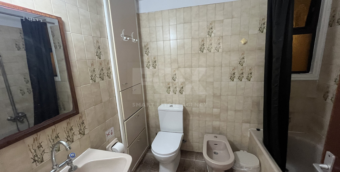Bright 2-Bed Apartment for Rent with Breathtaking Sea view in Neapoli