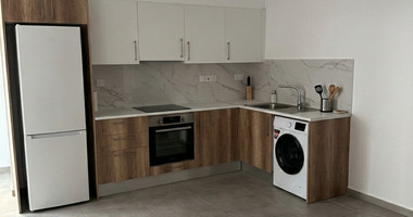 Modern 1-Bed Penthouse in Zakaki with City Views