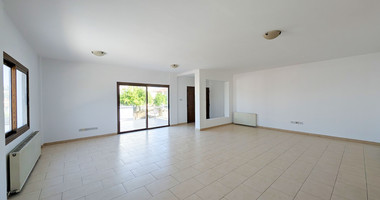 For Sale: 3-Bedroom Semi-Detached House in Agios Athanasios, Limassol